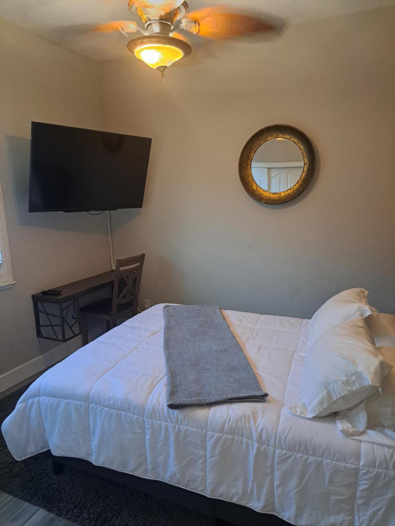 Roseville Properties 외부 사진